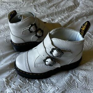 Dr Marten Devon Booties